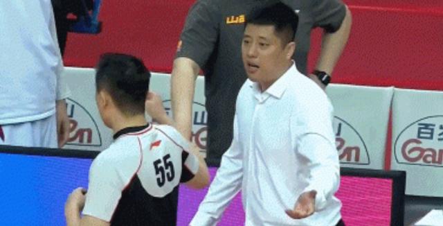 kaiyun-山西主教练潘江辱骂裁判 对其停赛3场并罚款6万