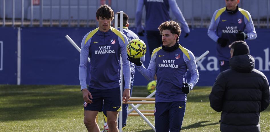 开云官网-世体：小蜘蛛今日正常参与马竞合练，4名球员缺席训练